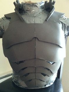 Xmen Costume, Cardboard Knight, Titanfall Cosplay, Eva Foam Armor, Red Hood Cosplay, Comicon Cosplay, Batman Diy, Knight Outfit, Futuristic Helmet