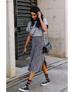 #MBFW #FW17 credits to @danrobertsstudio for @voguemagazine #STREETSTYLE" Australian Style, 30 Outfits, Model Street Style, Bohol, Looks Street Style, Mode Inspo, Cool Street Fashion, 가을 패션, Cute Summer Outfits