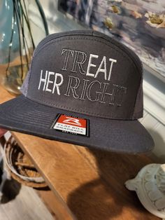 Hats Aesthetic, Takuache Outfits Guys, Flat Bill Hat, Funny Trucker Hat, Treat Her Right, Custom Embroidered Hats, Casual Country Outfits, Country Hats, Flat Bill Hats