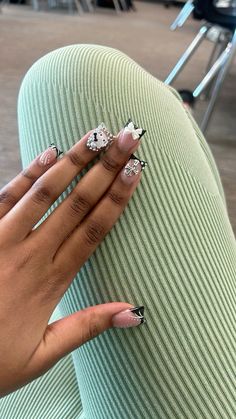 #nails #ducknails Duck Nail Ideas, Black Duck Nails, Short Duck Nails, Black Frenchies, Grey Acrylic Nails, Henna Nails, Formal Nails