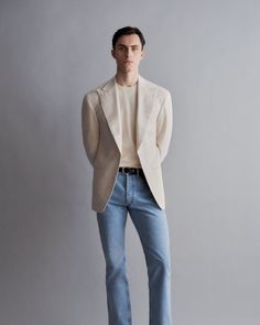 White Blazer Outfit Men, Casual Blazer Outfits Men, Men Blazer Outfit, Blazer Outfits Men, Jeans Outfit Men, Blazer Outfits Casual, Classy Suits, Blazer Outfit, Mens Casual Dress Outfits