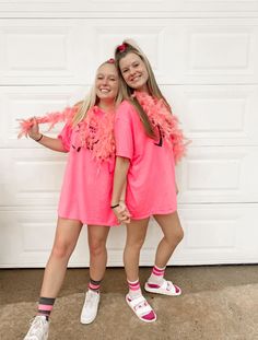 Pink Out Football Game Outfits, Pink Out Football Game, Game Outfit Ideas, Football Game Outfits, Pink Out Football, Twinning Outfits, Dress Up Storage, Football Dress