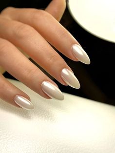 Wedding Nails For Bride Oval, Wedding Nails For Bride Classy Bridal, 70 Wedding, White Chrome Nails, Nails Bridal, Classy Acrylic, Wedding Moodboard, Nails 2022, Wedding Nail