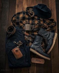 Hunting Fashion Mens, Heritage Style Men, Lumberjack Fashion, Mens Fashion Rugged Mountain, Outdoorsmen Style, Men Essentials, Rustic Fashion