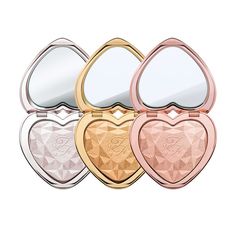 Back when Blandino first showed off the new Skinnydip collaboration, he snuck the upcoming rose-gold highlighter into the shot. The adorable heart-shaped compact is similar to the ones that the Love Flush blushes come in. Too Faced Highlighter, Best Highlighter, Makeup 2017, Cream Highlighter, Glamorous Makeup, Makeup Tutorial For Beginners, Love Light, Makeup For Beginners