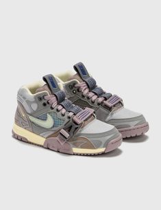 Nike Air 1 Sp, Jordan And Nike Shoes, Herachies Nike, Cool Shoes Nike, Nike Trainer 1 Sp, Cool Sneakers Aesthetic, Nike New Shoes, Aesthetic Nike Shoes, Nike Air Trainer 1 Sp