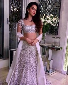 Kiara Advani Kiara In Lehenga, Kiara Advani Lengha, Kiara Advani Traditional Outfits, Kiara Advani Lehenga, Kiara Advani Outfits, Fusion Reborn, Sangeet Outfit, Desi Outfits, Desi Wedding Dresses