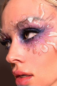 Water Makeup Looks, Makeup Creative, Water Fairy, Pride Makeup, Avant Garde Makeup, Magical Makeup, Hot Makeup, Photoshoot Makeup, Mermaid Makeup