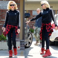 How to Wear Timberland Boots -- 12 Celebrity Style Tips Timberland Boots Women Outfit, How To Wear Timberlands, Timberland Outfits Women, Red Timberland Boots, Timberland Boots Girls, Red Timberlands, Celebrity Sneakers, Timberland Boots Outfit Mens, Cat Boots