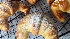 Fluffige Brioche Kipferl 🥐  – Luftig | Buttrig | Einfach | Köstlich | Nussine_backt