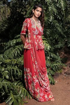 Red pre-draped saree with floral pattern. Piared with a floral pattern padded peplum blouse. - Aza Fashions Fitted Draped Dress With Resham Embroidery, Red Draped Georgette Choli, Evening Anarkali Blouse With Traditional Drape, Red Draped Designer Choli, Fitted Anarkali Dress With Draped Style, Fitted Anarkali Draped Dress, Fitted Draped Anarkali Dress, Traditional Draped Blouse With Draped Sleeves, Red Draped Dupatta Set