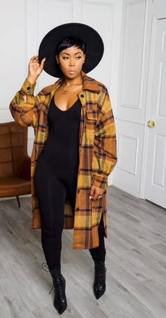 Fashion In Prague, Fall Outfits Women Black Woman Classy, Casual Outfits Autumn Classy, Denver Outfits Fall, Denver Outfits, Fall Looks For Black Women, Boston Outfits, Shop Outfits, Fall Basics