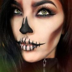 Image result for Easy Sugar Skull Halloween Makeup Ideas Makijaż Sugar Skull, Halloween Skeleton Makeup, Fete Emo, Halloween Makeup Sugar Skull, Makeup Clown, Dead Makeup