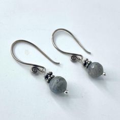 Gray Labradorite Gemstone and Sterling Silver Bali beads have been added to Sterling Silver ear wires. Earring Length - 1 1/2" Bozeman Mt, Love To Shop, Earrings Etsy, Favorite Pins, Design Tips, Gifts Ideas, Sterling Silber, Ear Wires, Sterling Silver Earrings