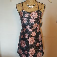 New Forever 21 Dress.Doesn't Have The Tag,Never Worn. Forever 21 Pink Mini Dress, Forever 21 Pink Party Mini Dress, Forever 21 Mini Dress For Spring Night Out, Forever 21 Pink Dresses For Night Out, Forever 21 Pink Mini Dress For Night Out, Forever 21 Pink Party Dress, Forever 21 Floral Print Mini Dress For Date Night, Forever 21 Fitted Floral Print Mini Dress, Forever 21 Fitted Pink Dress