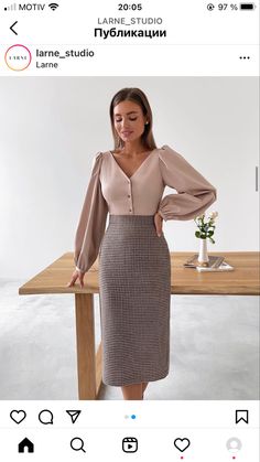 Blouse And Skirt Outfit Formal, Corporate Attire Women Young Professional, Formal Skirt Outfit, Western Formal Dresses, Funky Skirts, Korean Skirts, Corporate Attire Women, Diy Fashion Scarf