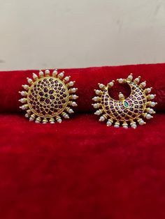 sizes in terms of height and weight are mentioned in grams and inches in the photo Gold Chandbalis For Puja In Temple Jewelry Style, Gold Temple Jewelry Chandbalis For Puja, Traditional Gold Chandbalis For Puja, Heavy Gold Chandbalis For Puja, Gold Chandbalis With Tilla For Puja, Ceremonial Gold Earrings With Zari Work, Gold Tilla Jhumkas For Rituals, Gold Chandbalis Temple Jewelry For Rituals, Gold Jhumkas For Rituals With Tilla Detail