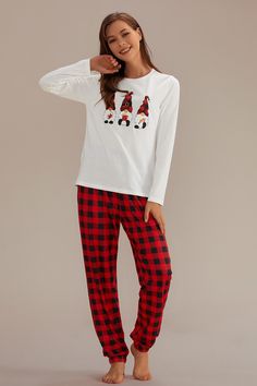 White Christmas Santa Claus Long Sleeve Round Neck PJ Set Plaid Winter Sleepwear For Loungewear, Plaid Sleepwear For Winter Loungewear, Cozy Plaid Long Sleeve Sleepwear, Cozy Long Sleeve Plaid Sleepwear, Plaid Long Sleeve Sleepwear For Fall, Casual Winter Holiday Sleepwear, Casual Winter Sleepwear For Holidays, Plaid Sleepwear For Pajama Party In Fall, Relaxed Fit Plaid Sleepwear For Fall