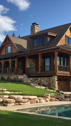 Discover stunning Colorado mountain homes featuring modern interior and exterior design landscaping aesthetic decor floor plans and living room bedroom and bathroom design inspirations Explore our curated collection for your next home project