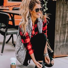 fall outfit ideas. winter outfit ideas. boutique outfits. #Regram via @www.instagram.com/p/Bp8SXj5HGMB/ Cute Fall Outfits, Weekend Outfit, Mode Inspiration, Fall Winter Outfits, Outfit Idea, Outfits Casuales, Look Fashion, Plaid Shirt, Autumn Winter Fashion