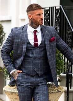 Overcoat Men, Modern Suits, Tweed Style, Double Breasted Waistcoat, Tweed Suit, Suit Collection, Suit Shirt, Winter Suit