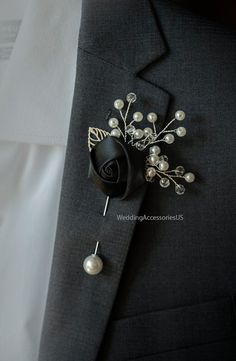 Black Gold Boutonniere, Gold Brooch Boutonniere, Gold Wedding, Grooms Pin, Brooch, Groom Silver Boutonniere, Black Brooch Stunning crystal gold rose brooch boutonniere will be a very nice accessory for your groom and complement your gold/silver wedding. Great for Best Man or groomsmen as well. Each of my items are unique. Size 4.5x2.5' Thank you for visiting my shop! Black Gold Boutonniere, Gold Brooch Boutonniere, Gold Wedding, Grooms Pin, Brooch, Groom Silver Boutonniere, Black Brooch Silver Boutonniere, Gold Boutonniere, Yellow Boutonniere, Purple Boutonniere, Gold Corsage, Brooch Boutonniere, Pink Boutonniere, Prom Corsage And Boutonniere, Pink Brooch