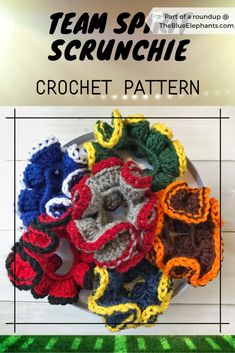 the crochet pattern for team spirit scrunchie is shown on a plate