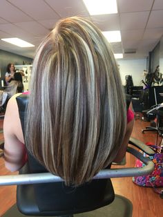 Blonde Highlites On Brown Hair Brunettes, Chunky Foils, Hair Highlights And Lowlights, Hair Color Options, Hair Streaks, Brown Hair With Blonde Highlights, Blending Gray Hair, Gray Hair Highlights, Blonde Hair Shades