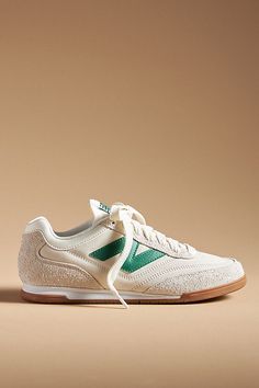 New Balance RC42 Sneakers Green New Balance, Athletic Gear, Nyc Shopping, Shoe Inspo, New Balance Sneakers, Tie Styles, Sneakers Blue, Green Suede, Sneakers Outfit