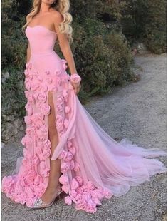 this is not my picture Chav Outfits, Dresses Flowers, Matric Dance Dresses, Prom Dress Inspo, Matric Dance, Dresses Fancy, Dresses Formal Elegant, Cute Prom Dresses