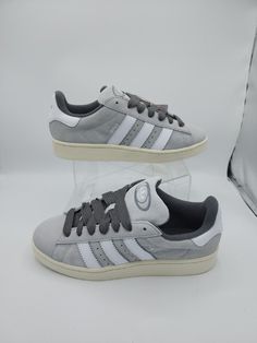 Size 9.5 - adidas Campus Gray 2022. Adidas Campus Gray, Cute Adidas Shoes, Shoe Wishlist, Adidas Campus, Grey Outfit, Aesthetic Shoes, Swag Shoes, Grey Adidas, Dream Shoes