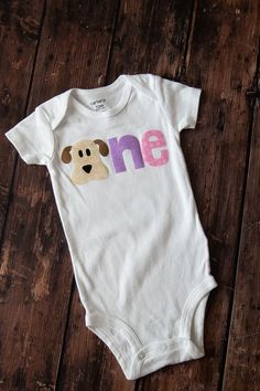 This puppy dog bodysuit is perfect for a little birthday girl. You can choose between a short or long sleeved Carters brand bodysuit with sizes ranging from newborn to 24 months. All fabrics are pre-washed in ALL Free and Clear detergent and are ready for that special little one to wear. Puppy First Birthday, Dog Themed Birthday, Puppy Pawty, Birthday Bodysuit, First Birthday Outfit Girl, 1st Birthday Pictures, Kitten Birthday, 1st Birthday Outfit, Puppy Birthday