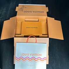 Louis Vuitton Collection Boxes. Bag, Ribbon. Everything Is Super Perfect. Louis Vuitton Garden Collection, Louis Vuitton Gift, Louis Vuitton Design, Louis Vuitton Gifts, Louis Vuitton Collection, Collection Box, Color Orange, Gift Bag, Louis Vuitton