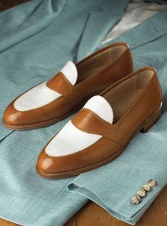 Handmade Men Brown and white leather shoes, Men slip ons Men dress leather shoes #Handmade #LoafersSlipOns Spectator Shoes, Shoes Customized, Quality Leather Boots, White Leather Shoes, Custom Design Shoes, Suede Leather Shoes, High Ankle Boots, Leather Loafer Shoes, Moccasins Shoes