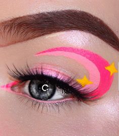 Makeup Carnaval, Creative Eyeliner, Make Carnaval, Graphic Makeup, Work Makeup, Rave Makeup, Graphic Eyeliner, Halloween Makeup Inspiration