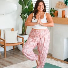 Feel Free in the Comfiest Pants on Earth! Featuring our buttery soft fabric and signature smocked waistband, these pants are perfect for beach, yoga, travel, and lounge. Lightweight and quick to dry, these pants are perfect for your next beach vacation. Three inclusive sizes offer comfort and confidence for every body! Shop All Harem Pants 36 Weeks Pregnant, Yoga Travel, Beach Yoga, Jumpsuit Skirt, Petite Pants, Comfy Pants, Jumpsuit Shorts Rompers, Pink Pants, Kimono Dress