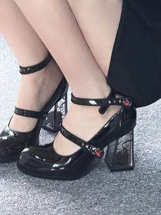 ❤︎❤︎ Original Y2k, Rose Heels, Box Roses, Dark Rose, Rose Black, Black Heels, Heels, Black