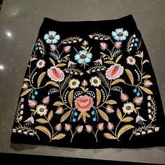 New Without Tags Never Worn Velvet Embroidered With Multicolor Florals Zip Closure Size Us Xs Fitted Skirt With Multicolor Floral Embroidery, Embroidered Black Skirt For Summer, Fitted Embroidered Black Mini Skirt, Embroidered Black Mini Skirt For Spring, Skirts Floral, Velvet Mini Skirt, Embroidered Velvet, Mini Skirt, Womens Skirt