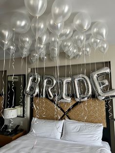 'Bride' balloons set up above a bride's bed in hotel room for bachelorette party Bach Party Decorations, Sweetheart Table Centerpiece, Bachelorette Planning, Yellow Wedding Theme, Brides Room, Personalized Bachelorette