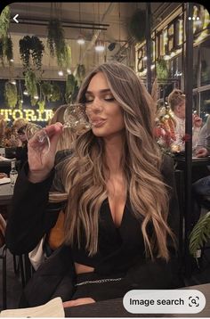 Hair Color Money Piece, Color Money Piece, Old Money Hair, Money Hair, Get Long Hair, Get Thick, Amazon Hair, Haircare Tips, Brown Hair Looks