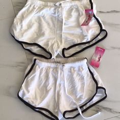 From Nordstrom Box56a Cute White School Bottoms, Cute White Short Length Shorts, Trendy School Shorts, Trendy Summer Shorts For School, Trendy White Cotton Pajama Shorts, Trendy School Shorts For Summer, Trendy White School Bottoms, White Casual Shorts For School, Casual White Shorts For School