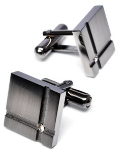 PRICES MAY VARY. Cufflinks by Japan-based men's goods brand TAVARAT. The black-silver color changes from silver to black depending on the angle at which the light hits it. Please refer to the multiple images for the color image. It is an ideal gift or present for various occasions such as job hunting, employment, promotion, Christmas, birthday, Father's Day, Respect-for-Senior-Citizens Day, wedding, business, etc. 【Standard】Countyr of Origin：Japan　Material：brass　Weight of one side：approx 0.25oz Modern Black Cufflinks For Business, Formal Gunmetal Stainless Steel Jewelry, Modern Adjustable Cufflinks For Business, Modern Silver Cufflinks, Modern Gunmetal Jewelry For Formal Occasions, Mens Cufflinks, Color Image, Multiple Images, Wedding Business