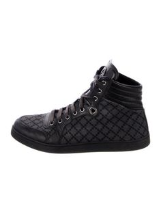 Gucci Canvas High Top SneakersBlackInterlocking G LogoLeather & Rubber TrimRound-ToesLace-Up Closure at UppersDesigner size 8.5.Fit: Sneakers by Gucci typically fit true to size. G Logo, Celine Sunglasses, Designer Gifts, Flat Sneakers, Canvas Sneakers, Louboutin Shoes, Christian Louboutin Shoes, Sweater Accessories, Sneakers For Sale