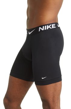 Soft, stretchy and all-day comfortable, these sweat-wicking boxer briefs make a great choice for work, workouts and lazy weekends. Pack of three boxer briefs Pouch front Dri-FIT moisture-wicking technology 92% recycled polyester, 8% spandex Machine wash, tumble dry Imported