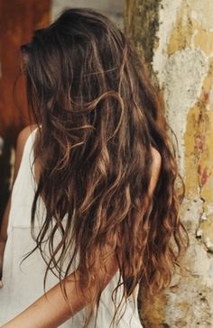 Beachy Curls, Long Messy Hair, Beachy Hair, Vacation Hairstyles, Long Brown Hair, Hair Colour, Hair Waves, Hair A