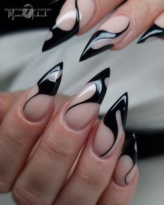 The Best Nail Designs, Flame Nail Art, Best Nail Designs, Gucci Nails, Black Stiletto Nails, Art Deco Nails, Creative Nail Designs