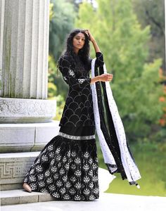 Sophisticated monochrome is always a big trend. Not only black and white speak class and elegance, both colors have always played safe with each other. Monochrome Style, Class And Elegance, Monochrome Fashion, Indian Designer Wear