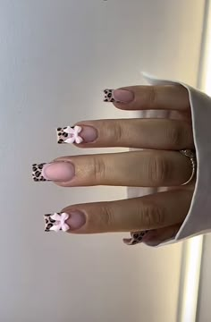 Nails Girly, Bedroom Wall Decoration, Wall Decoration Ideas, Soft Nails, Unique Acrylic Nails, Short Acrylic Nails Designs