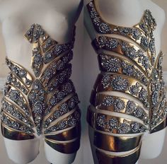 Golden Armour, Burning Men, Design Clothes, Fantasy Costumes, Fashion Design Clothes, Steam Punk, Fantasy Clothing, Fantasy Fashion, Character Outfits