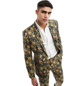 Suit jacket by ASOS DESIGN Bloomin' lovely Notch lapels Single button fastening Chest and side pockets Internal pocket Slim fit Floral Tuxedo Men, Colourful Suits Men, Patterned Suits For Men, Unique Suits For Men, Colourful Suit, Slim Suit, Formal Mens Fashion